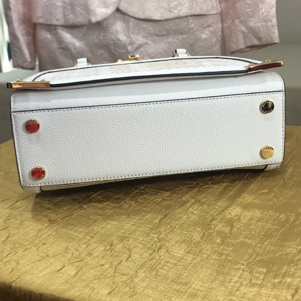 Michael Kors Kinsley Accordion Satchel - Picture 4 of 8